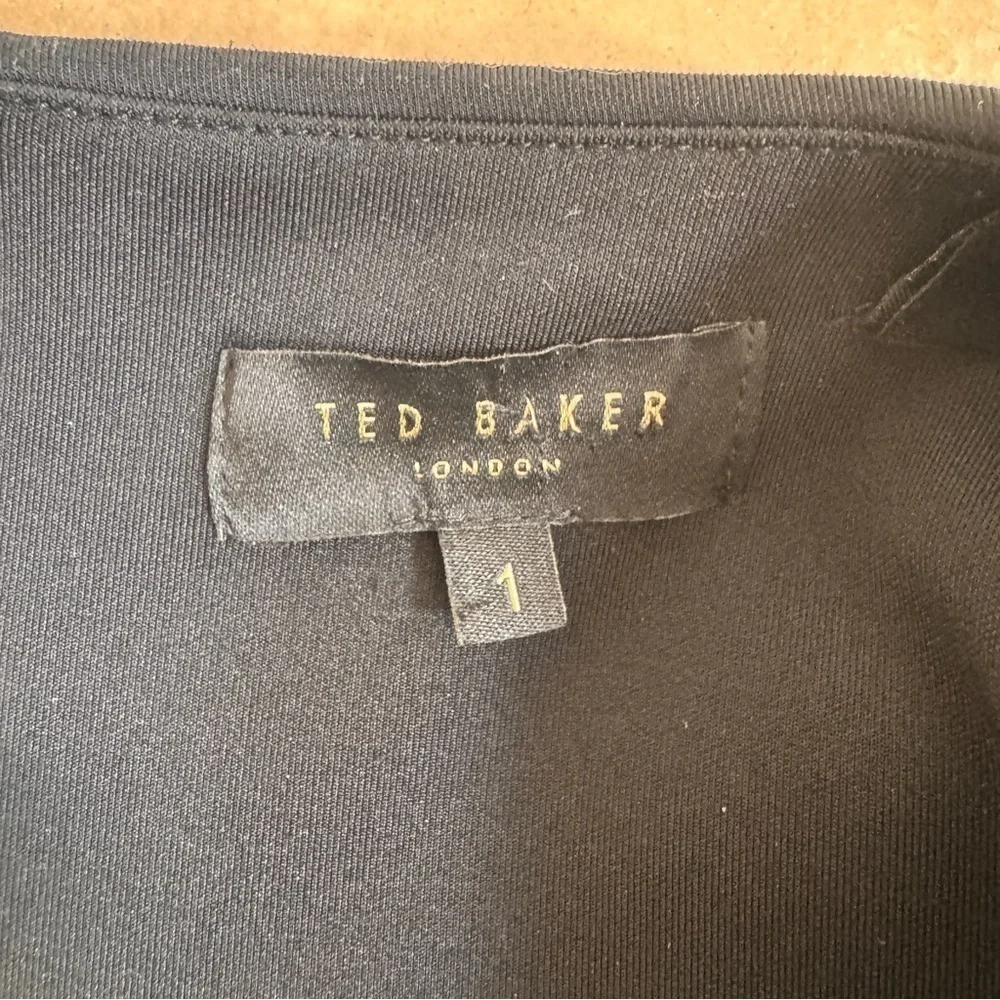Ted Baker London Black Lolare Bell Sleeve Top Back Zipper Womens Size XS